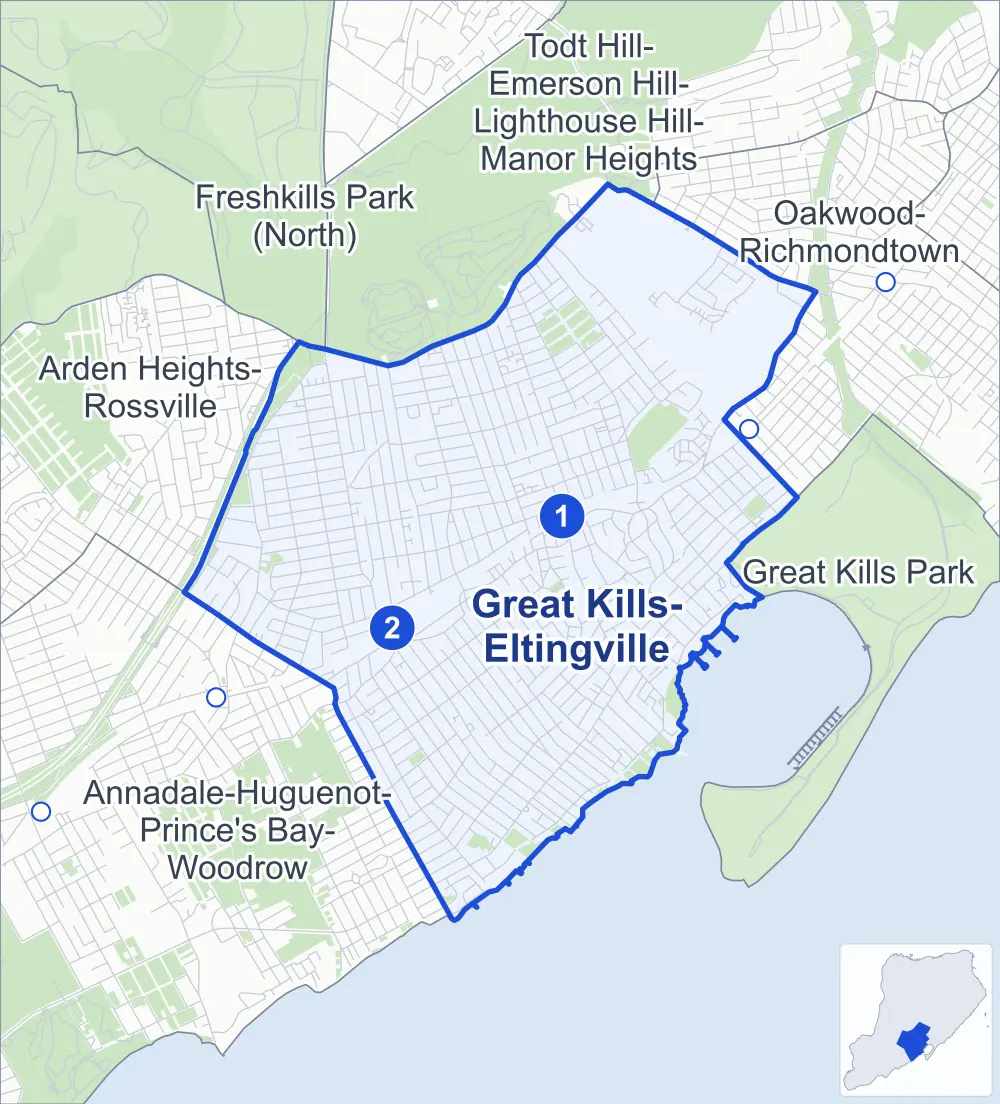 Street map of Great Kills-Eltingville, Staten Island, outlined among Oakwood-Richmondtown, Annadale-Huguenot-Prince's Bay-Woodrow, Todt Hill-Emerson Hill-Lighthouse Hill-Manor Heights and Arden Heights-Rossville, with its two Staten Island Railway stations and Siedenburg Park.